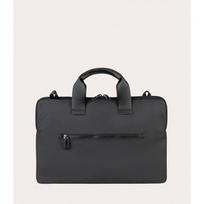 TUCANO GOMMO Slim Laptoptasche für Notebook 15.6 Zoll MacBook Pro 16 schwarz - Die Gommo-Taschen- und Accessoires-Linie besteht aus einem Material - welches aus recyceltem Kunststoff hergestellt wird - und zeichnet sich durch ein minimalistisches Design aus. Das  Design besticht durch weiche Linien und markante Farbtöne. Das wasserfeste Material verfügt über eine matte Oberflächenbehandlung - die der Kollektion eine besondere - einzigartige  Note verleiht.  Wasserfeste Tasche aus gummi
