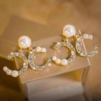 Madingas perlo pakabukas, paprasti dvigubos C raidės auskarai, papuošalų aksesuarai moterims, dovanos CC letter pearl earrings