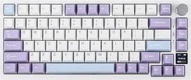 EPOMAKER Ajazz AK820 Pro tarpinė mechaninė klaviatūra su laidiniu / Bluetooth / belaidžiu ryšiu, TFT ekranu, RGB apšvietimu, garsą sugeriančiomis putomis, skirta Win/Mac/PC (baltai violetinė, Ajazz dovanų jungiklis)