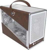 "MONTECH Heritage mATX Micro Form Factor" kompaktiškas odinis žaidimų korpusas su "Signature Grip" dizainu Palaiko naujausius GPU ATX maitinimo šaltinis 360 mm AIO 4 ventiliatoriai Ausinių laikiklis Baltas