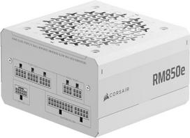 "Corsair RM850e (2025)" visiškai modulinis mažo triukšmo ATX maitinimo šaltinis su 12V-2x6 kabeliu - ATX 3.1 ir PCIe 5.1 reikalavimus atitinkantis maitinimo šaltinis, "Cybenetics Gold" efektyvumas, 105°C nominaliosios temperatūros kondensatoriai, modernus