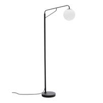 Baltos spalvos/juodos spalvos pastatomas šviestuvas (aukštis 164 cm) su stiklo gaubtu Eilo – Kave Home
