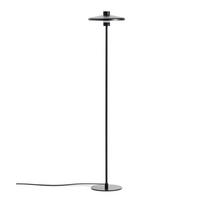 Juodos spalvos pastatomas šviestuvas (aukštis 130 cm) su metaliniu gaubtu Nuvira – Kave Home