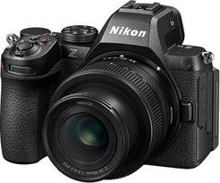 Nikon Z5II rinkinys Z 24-50 mm 1:4-6.3 (pilno formato, 24,5 MP, jutiklio poslinkio vaizdo stabilizatorius (5 ašys), motyvų aptikimas, 3D sekimas, nemokama debesijos paslauga)