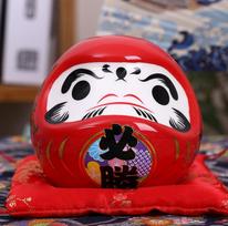 Japoniška keramikinė Daruma lėlė Laiminga katė Likimo papuošalas Pinigų dėžutė Stalo Feng Shui amatas Namų dekoras Amatai Dovanos