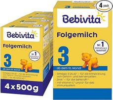 Bebivita 3 tolesnio maitinimo pienas (4 x 500 g), nuo 10 mėnesio, su vitaminais C ir D, omega-3 (DHA, ALA), tinkamai sotus pagal amžių.