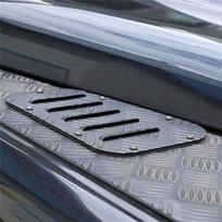 Land Rover Defender 90 110 130 2004-2018 priekinės variklio dangčio ventiliacijos angų dangtelio, gaubto oro išleidimo apdailos priedai Aliuminio lydinio-A02G juoda