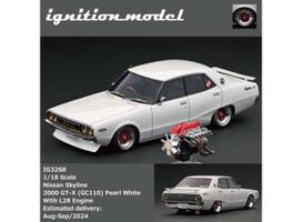 PRE-ORD3R Ignition Modeliukas 1/18 Nissan Skyline 2000 GT-X (GC110) with L28 Engine, pearl white