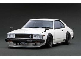 PRE-ORD3R Ignition Modeliukas 1/18 Nissan Skyline 2000 Turbo GT-ES (C211), white