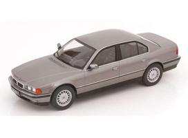 PRE-ORD3R KK - Scale Modeliukas 1/18 1994 BMW 740i E38 1.Serie, grey metallic
