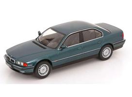 PRE-ORD3R KK - Scale Modeliukas 1/18 1994 BMW 740i E38 1.Serie, green metallic