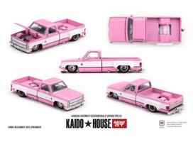 PRE-ORD3R Mini GT Kaido House Modeliukas 1/64 1980 Chevrolet Silverado Dually Vintage Spec V2, pink/white