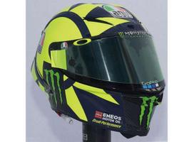 PRE-ORD3R Minichamps Modeliukas 1/8 2020 AGV Helmet Valentino Rossi MotoGP, yellow/black