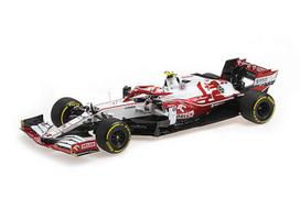 PRE-ORD3R Minichamps Modeliukas 1/18 2021 Alfa Romeo Racing Orlen C41 Bahrain GP Antonio Giovinazzi, white/red