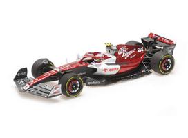PRE-ORD3R Minichamps Modeliukas 1/18 2022 Alfa Romeo F1 Team Orlen C42 Bahrain GP Alexander Albon