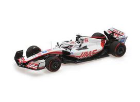 PRE-ORD3R Minichamps Modeliukas 1/43 2022 Haas F1 Team VF-22 Bahrain GP Kevin Magnussen, white/red/black