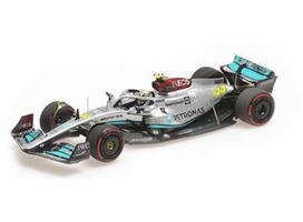 PRE-ORD3R Minichamps Modeliukas 1/43 2022 Mercedes Benz AMG Petronas Formula One Team F1 W13 E Performance Bahrain GP Lewis Hamilton