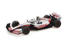 PRE-ORD3R Minichamps Modeliukas 1/43 2022 Haas VF-22 M. Schumacher First Points British GP, white/red