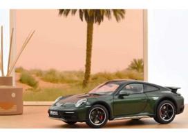 PRE-ORD3R NOREV Modeliukas 1/18 2023 Porsche 911 Dakar, oakgreen metallic