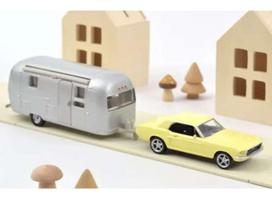 PRE-ORD3R NOREV Modeliukas 1/43 1968 Ford Mustang light yellow and airstream caravan Jet-car