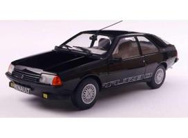 PRE-ORD3R Solido Modeliukas 1/18 1980 Renault Fuego Turbo, black