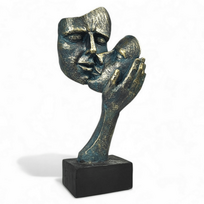 Skulptūra namams "Pora" - veidų pora rankose, figūrėlė 29cm.