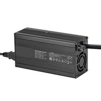 12V 20A ličio baterijų įkroviklis RV
