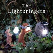 Lightbringers - Minkštas viršelis
