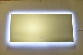 Veidrodis su LED apšvietimu FS615