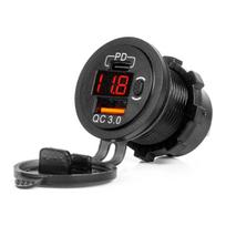 Vandeniui atsparus telefono įkroviklis su skaitmeniniu voltmetru ir raudonu LED indikatoriumi, USB + USB-C QC3.0 12/24V AMIO-04222