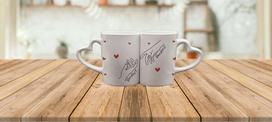 Personalizuotas, dvigubas, širdelės formos puodelis poroms „Meilės rankos“