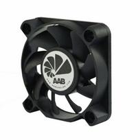 AABCOOLING Fan 5 - Ekonomiškas 50mm Kompiuterio Ventiliatorius, 6,42 CFM Oro Srautas, 21dB Triukšmas, 3000 RPM, Šlizginiai Guoliai, 3 Pin Jungtis, Tinka PC Korpusams ir Maitinimo Šaltiniams, universal