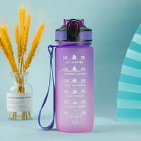 600 ml spalvingas vandens butelis, motyvuojantis geriamasis butelis Sportinis vandens butelis su laiko žymekliu Nešiojami daugkartiniai plastikiniai puodeliai 600ML violetinė