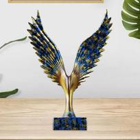 Eagle Statue Collectible Handmade Lightweight Feng Shui Ornament for Hotels Bookshelves Fireplace Style A