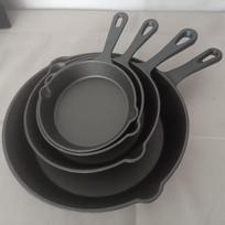 ZISIZ 4-Piece Cast Iron Frying Pan Set
