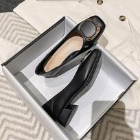 Soft leather grandma shoes women's thick heel 2025 spring new fairy style gentle middle heel single shoes large size women's shoes 34-41 34