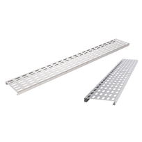Richard Brink® grotelės drenažo kanalui, užapvalintų kampų platus perforavimas 30x10 mm