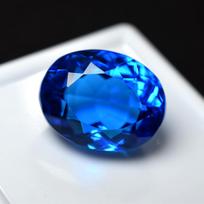 Natūralus mėlynasis safyras 9,5 ct ovalo formos pjūvio sertifikuotas laisvas brangakmenis 13.6 mm Approx mėlyna