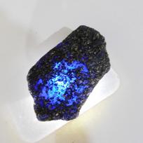 Natūralus safyro mėlynas 76,35 ct nešlifuotas žalias žemės kasybos SERTIFIKUOTAS laisvas brangakmenis 46.6 mm approx mėlyna