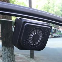 Automobilio aušinimo ventiliatorius 3 galvutės 2 greičiai Automatinis išmetimo ventiliatorius Maitinamas saulės energija Siurbiamasis salono aušintuvas Deodorizacija Ventiliatorius Sunkvežimiui SUV