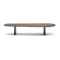 Tamsiai rudos spalvos iš ąžuolo masyvo kavos staliukas 64x146 cm Pirita – Kave Home