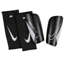 Futbolo apsauga Nike, juoda