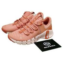 Nike Wmns Free Metcon 5 Gintaro rudumo Stovyklavietės oranžinės spalvos DV3950-200 EU 36 ruda/gintaras