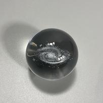 Žvaigždėta Saulės sistema Kristalinė Rutulio Naktinė Lempa - Stiklo Ornamentas & Gimtadienio Dovana 6 cm vienos galaktikos spalvos