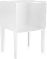 "Kartell Ghost Buster" baldai, balti, 70 x 51 x 41 cm