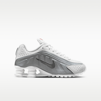 Nike Shox R4 - Dydis 38.5 (CW2626-101 )