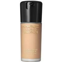 MAC - Studio Radiance Serum-Powered Foundation Makiažo pagrindai 30 ml NC38