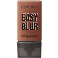 HUDA BEAUTY - EEasy Blur Natural Airbrush Makiažo pagrindai 30 ml Nr. 590R Lava Cake
