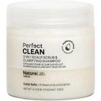 NATURELAB TOKYO - Perfect Clean 2-in-1 Scalp Scrub & Clarifying Shampoo Galvos odos priežiūra 230 g Juoda unisex