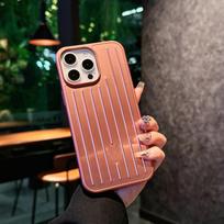 Išskirtinė dovanų dėžutė 3D gofruota juostelė Stilinga Rimowa lagaminui Telefono dėklas IPhone 17 Pro Max 16 15 14 13 Aliuminio-magnio lydinio kietas dangtelis iPhone 13 smėlis